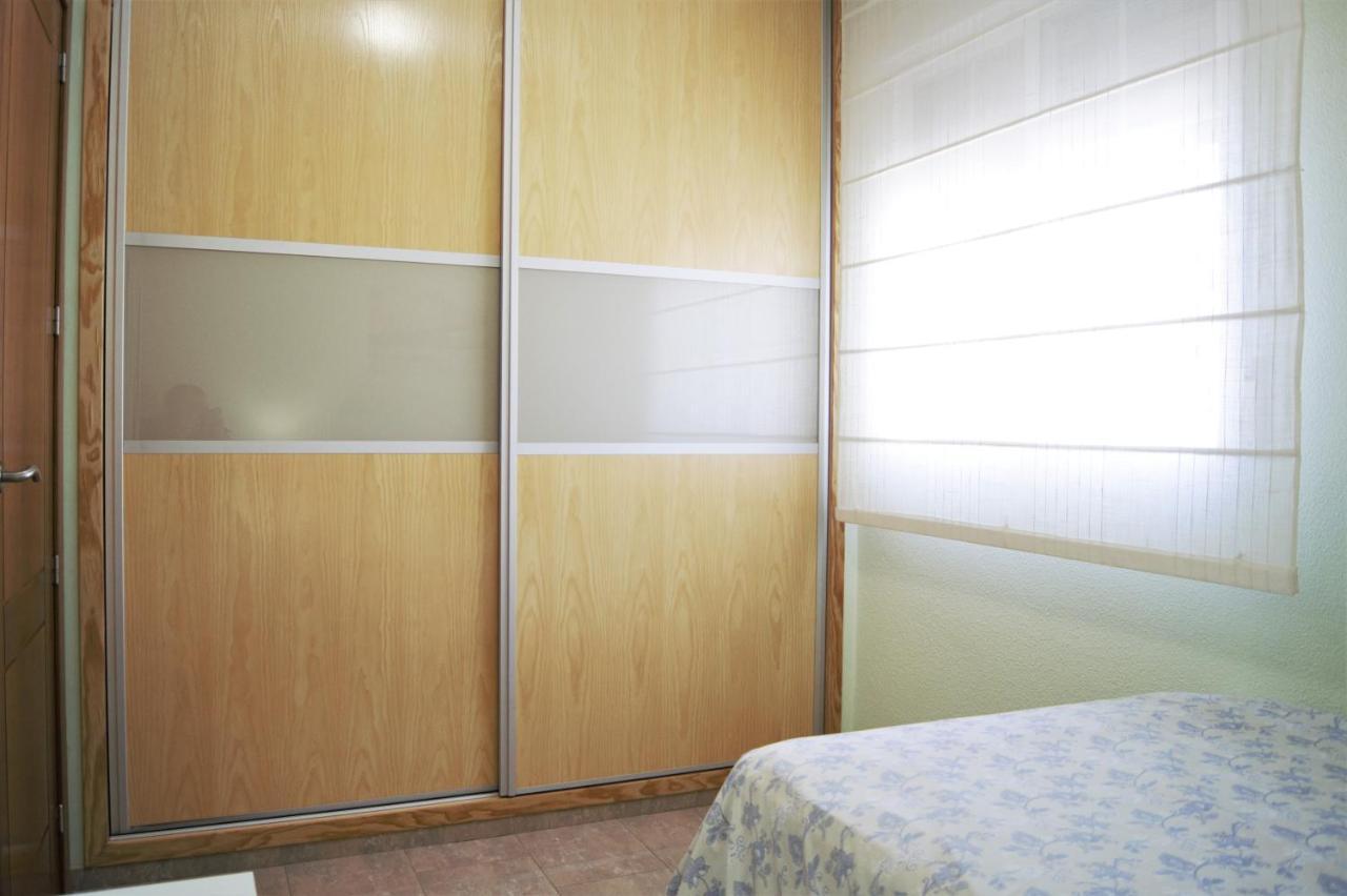 Amplio Piso 8 Mts Mezquita - Wifi - A/C - Parking Córdoba Eksteriør billede