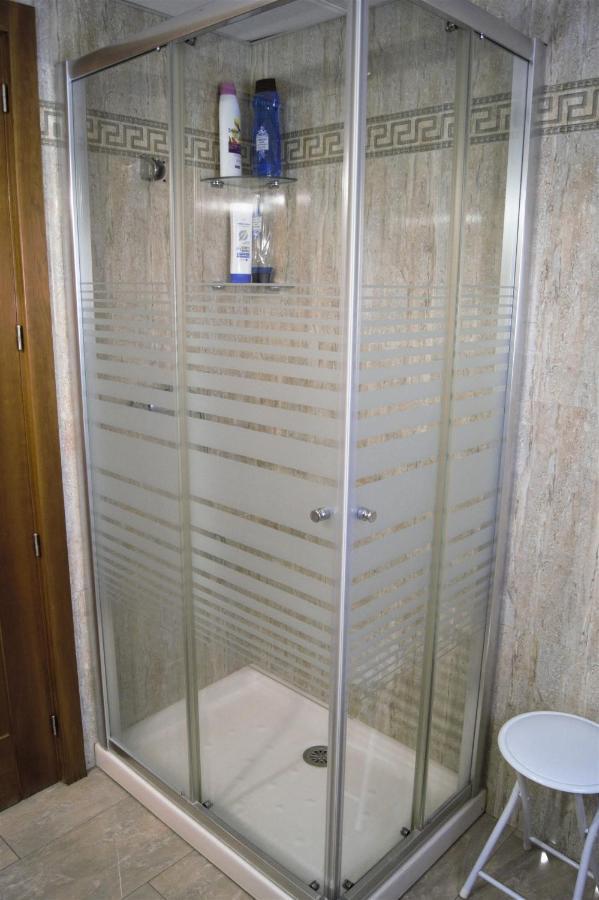 Amplio Piso 8 Mts Mezquita - Wifi - A/C - Parking Córdoba Eksteriør billede